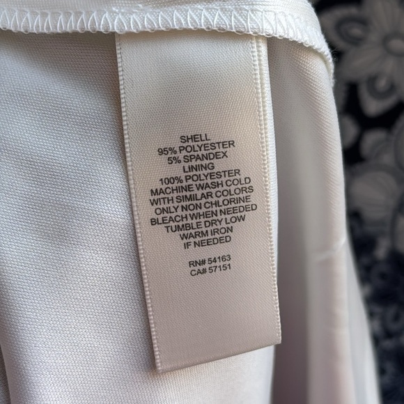 Eliza J Medallion Print Shift Dress Women's Size 2 - Picture 9 of 9